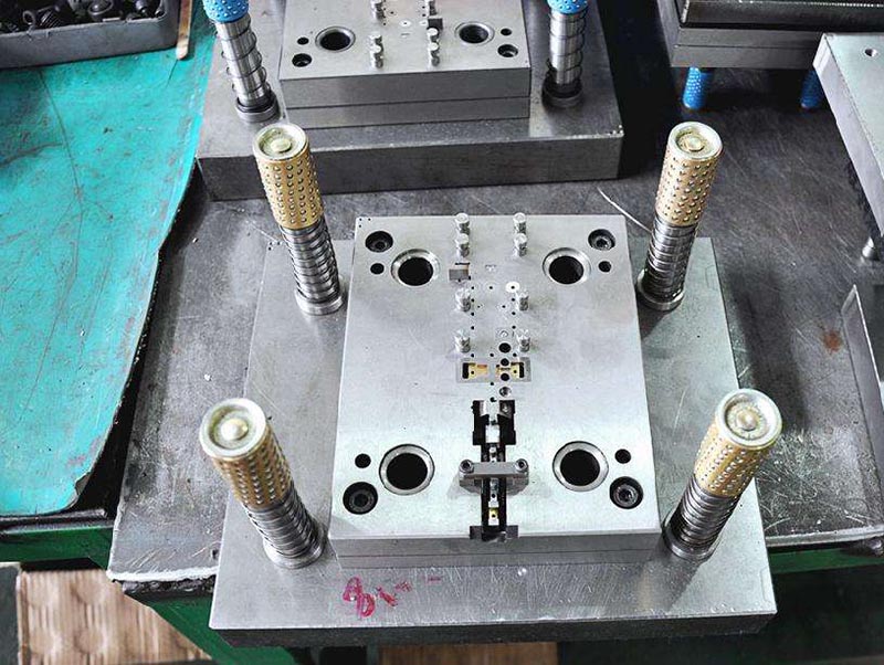 邓州模具制造-01